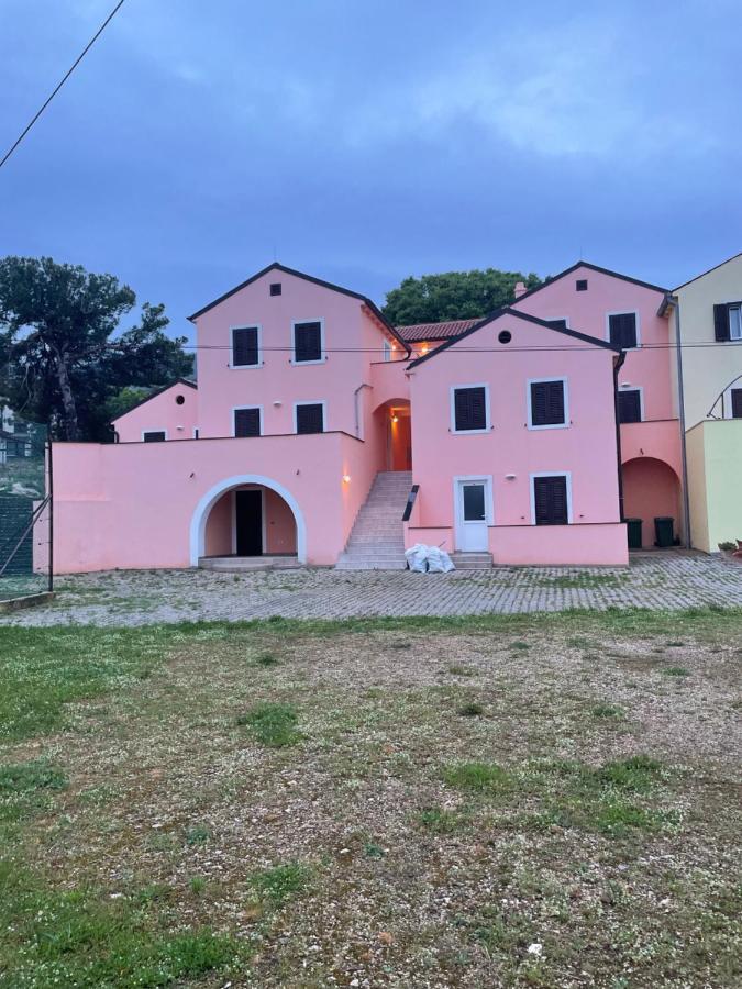 Apartamento Accordi Lontani Nerezine Exterior foto